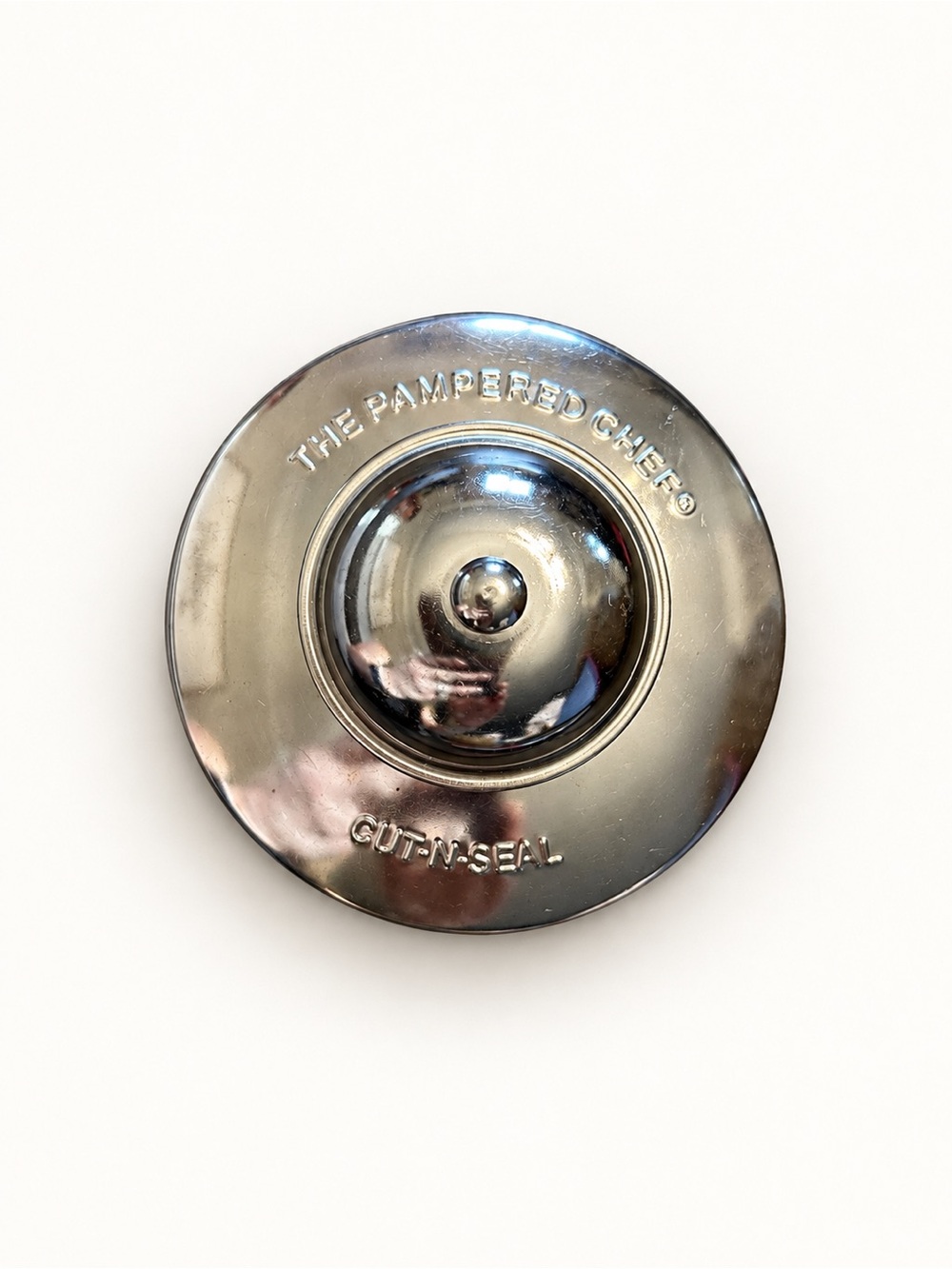 The Pampered Chef Stainless Steel Cut-N-Seal Crustless Sandwich Pastry